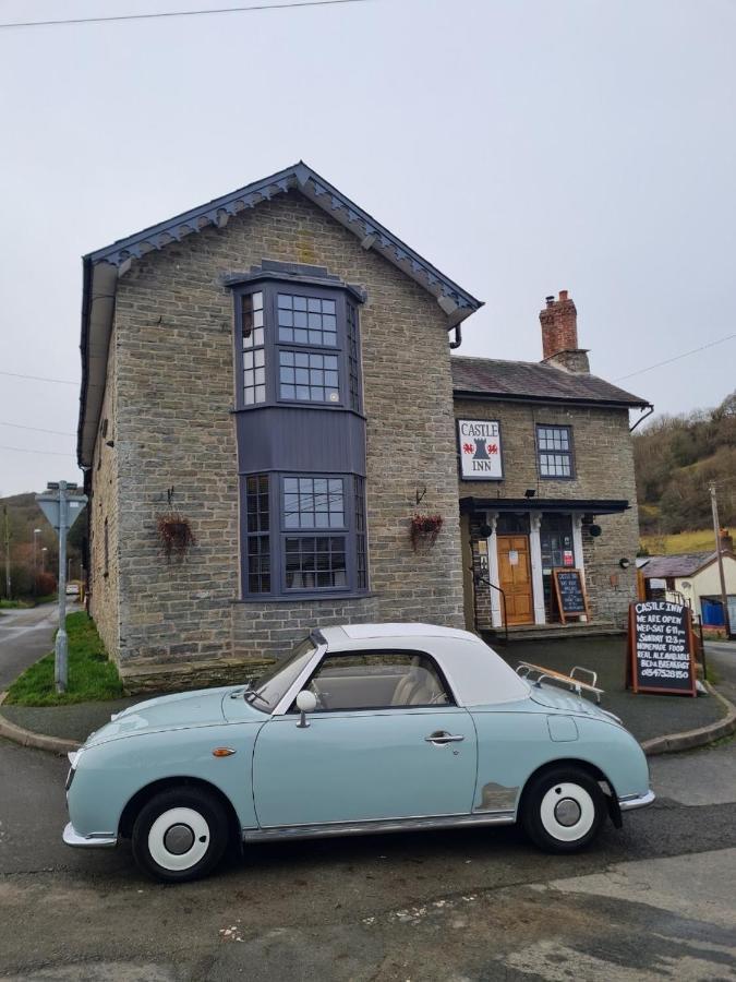 Castle Inn Knighton  Exterior foto