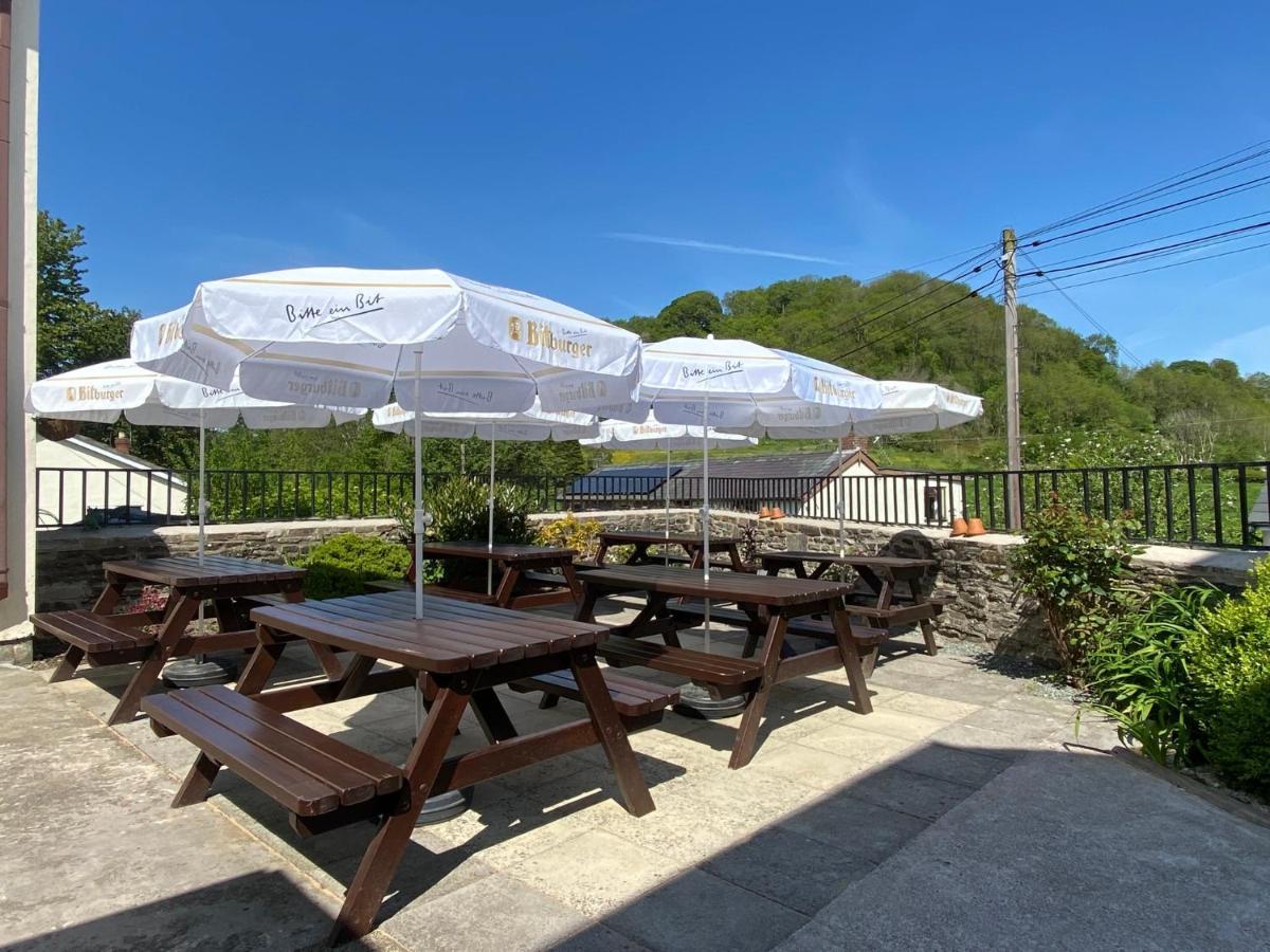 Castle Inn Knighton  Exterior foto